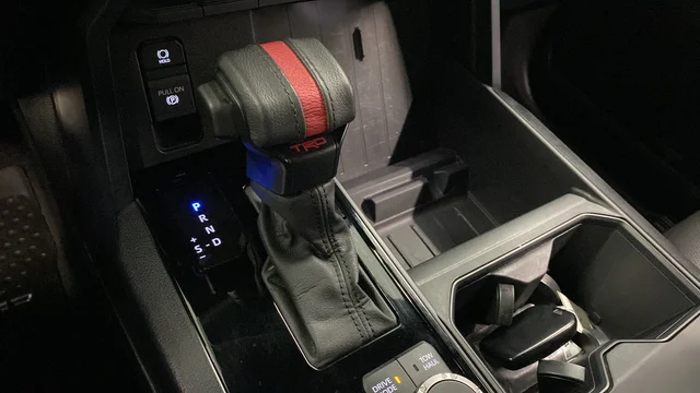 Used 2025 Ice Toyota SR5 image 19