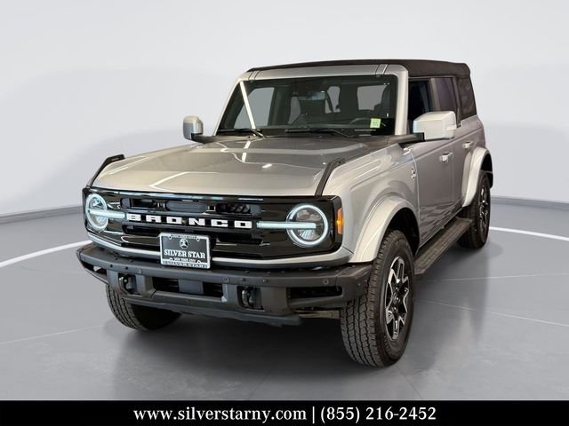 2024 Ford Bronco Outer Banks 4x4's photo