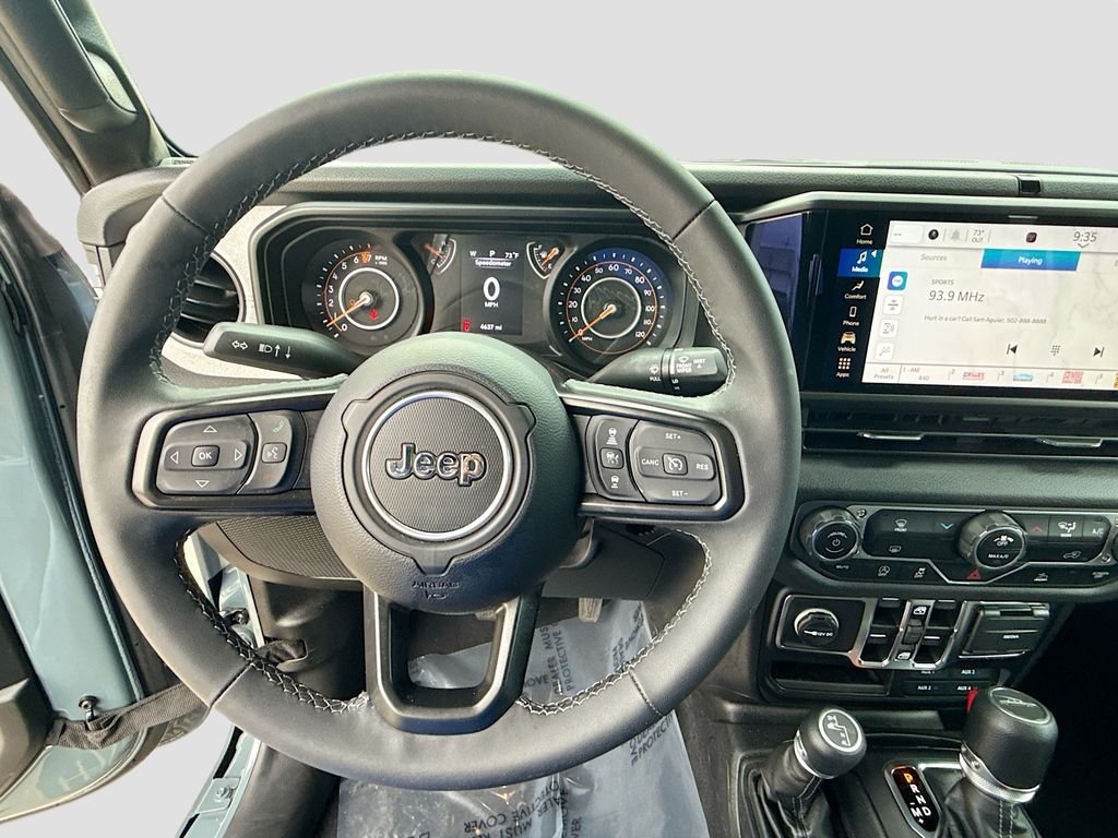 Used 2025 Anvil Clearcoat Jeep Sport S image 12