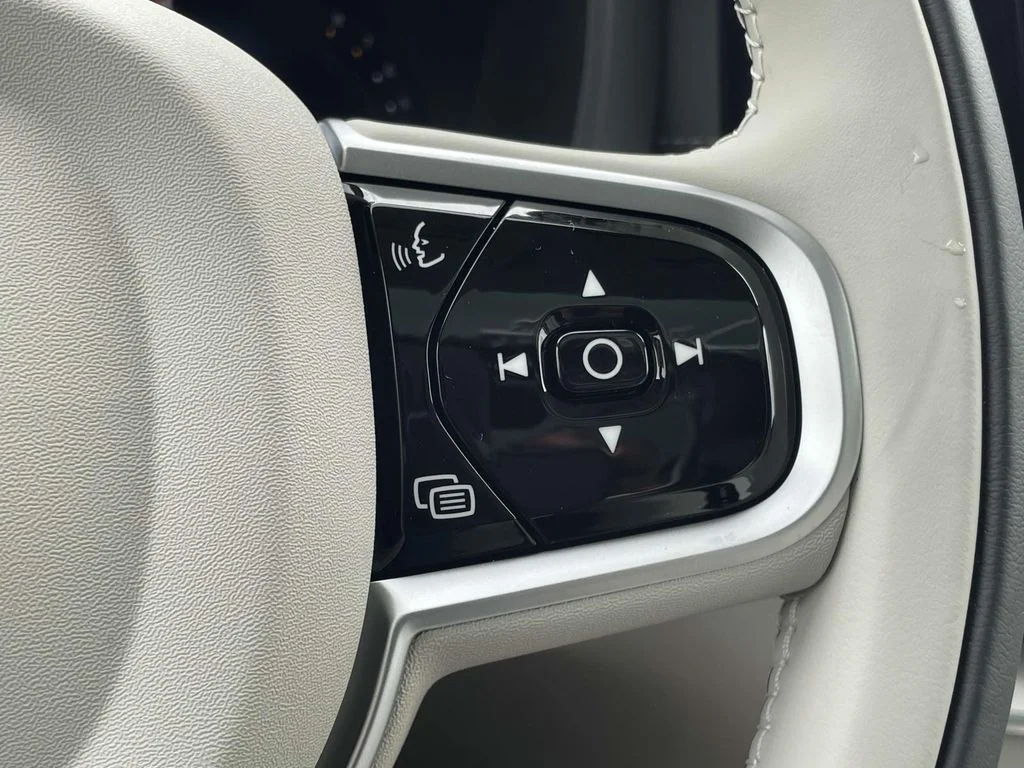 2026 Volvo XC60 Ultra - Photo 14