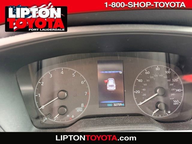 2024 Toyota Corolla Cross L FWD's photo