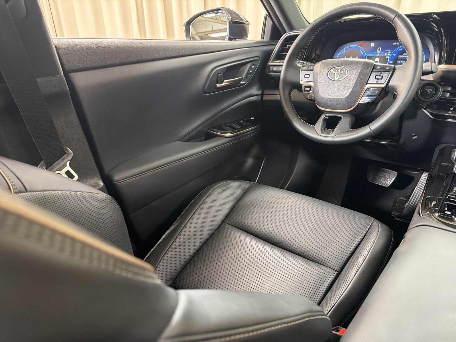Used 2025 Black Toyota XLE image 45