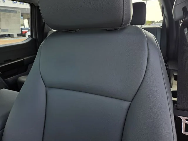 New 2026 Oxford White Ford XL image 35