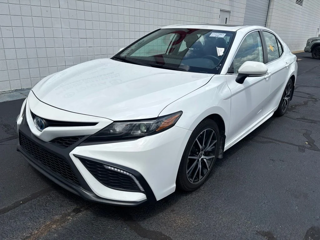 Used 2023 White Toyota SE image 1