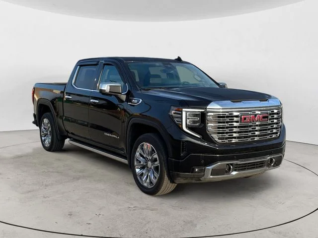 Used 2023 Black GMC Denali image 3