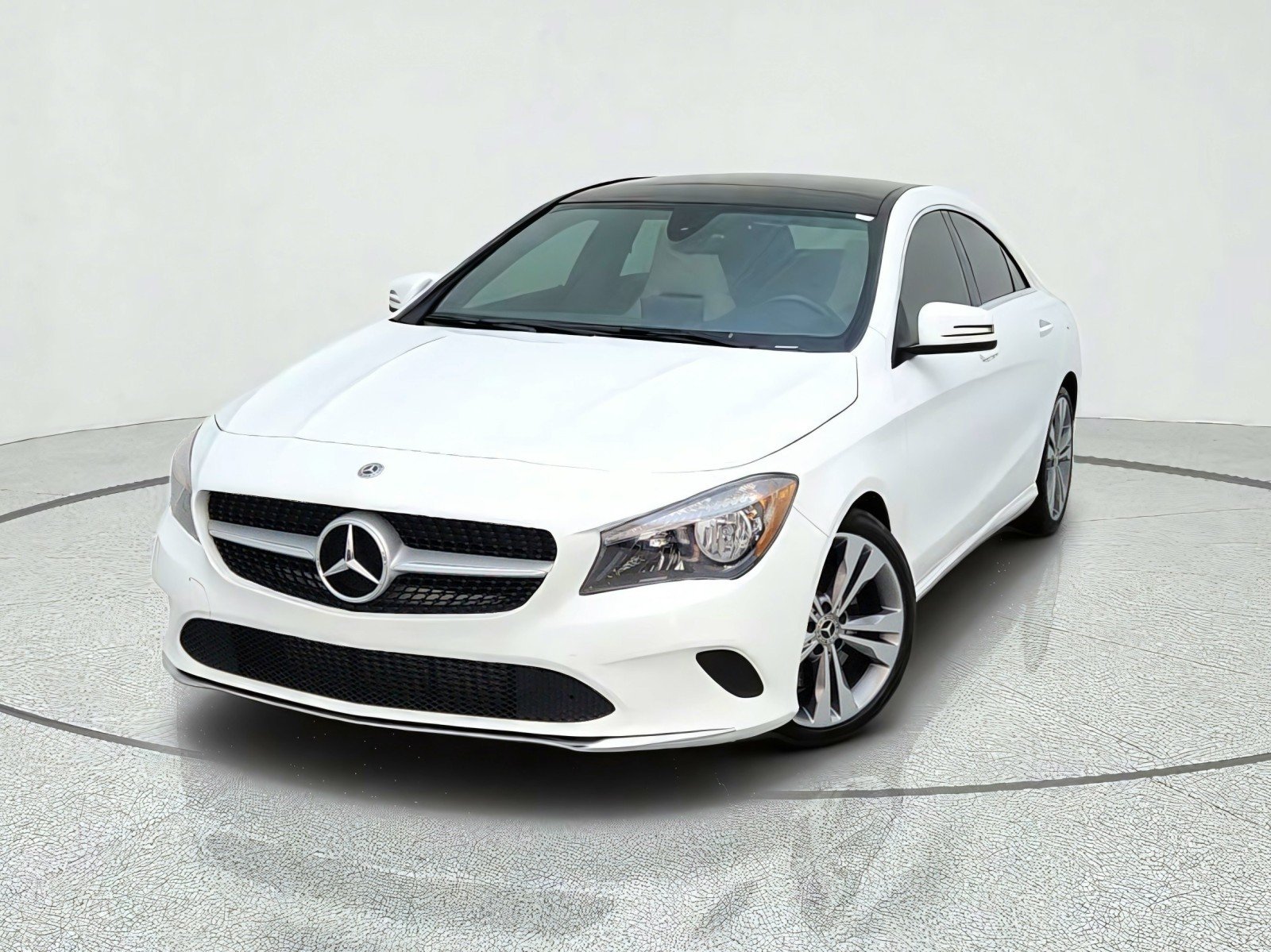 Used 2019 Polar White Mercedes-Benz CLA 250 image 2