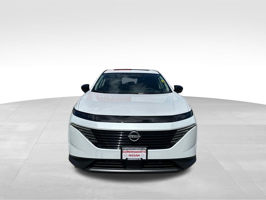 New 2026 White Nissan SL image 3