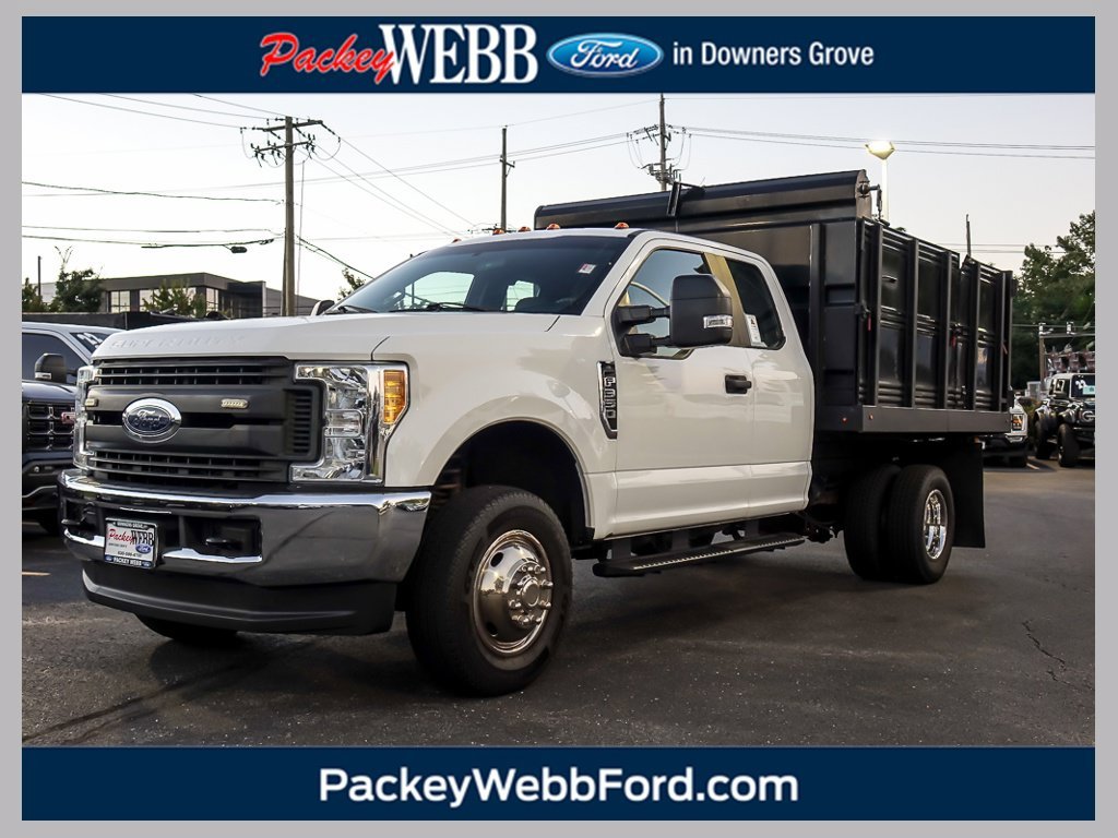 2017 Ford F-350 Super Duty Chassis Cab