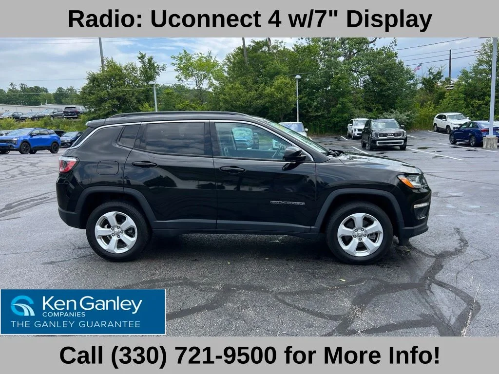 Used 2019 Black Jeep Latitude image 7