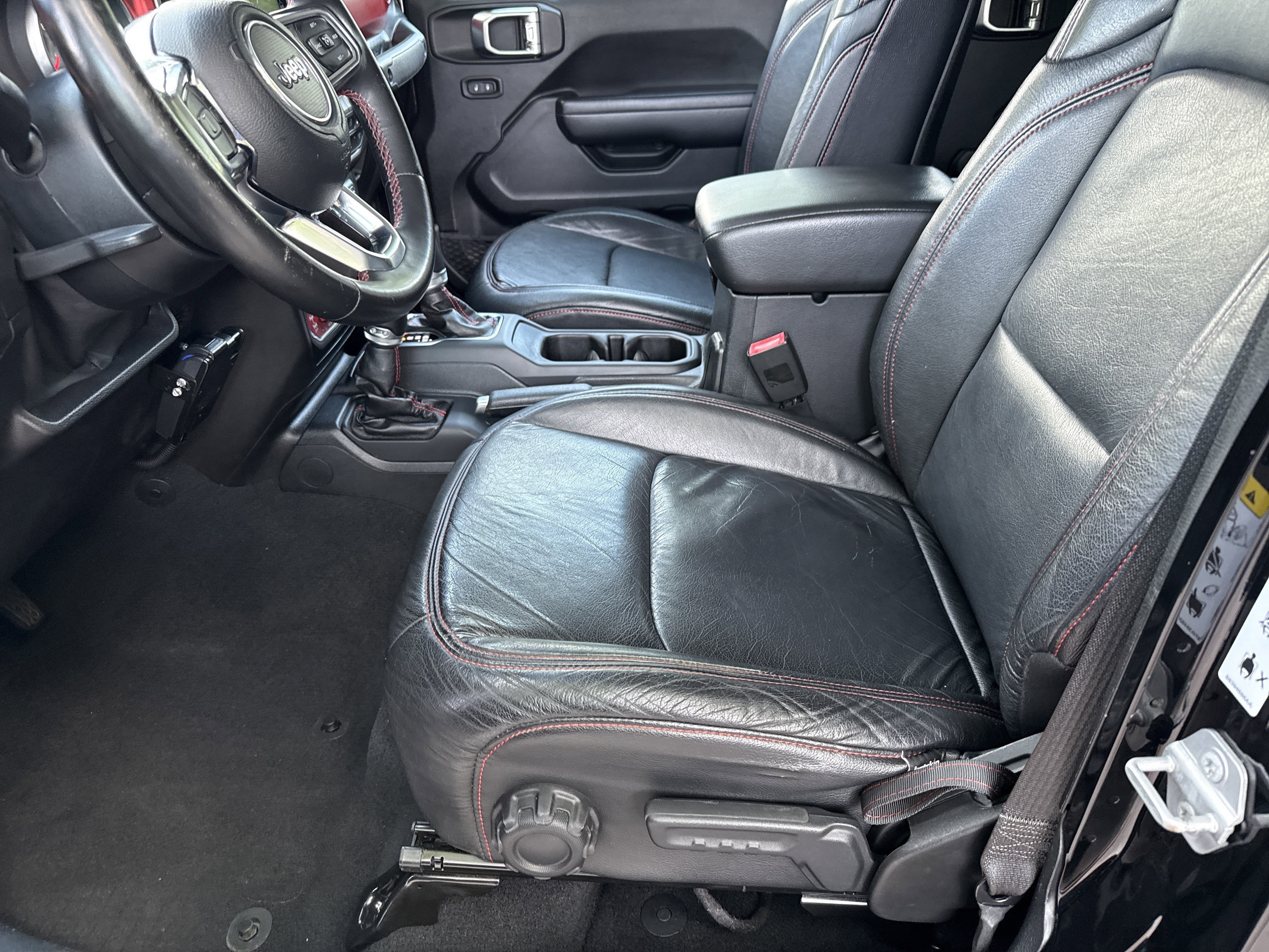 Used 2020 Black Clearcoat Jeep  image 9
