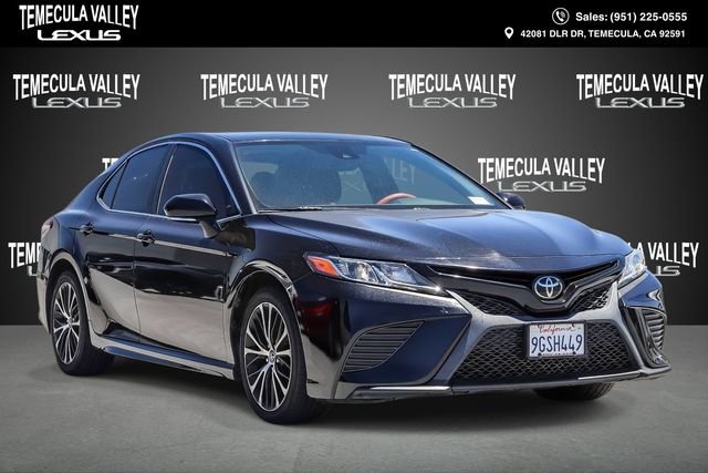 Used 2020 Black Toyota SE image 1