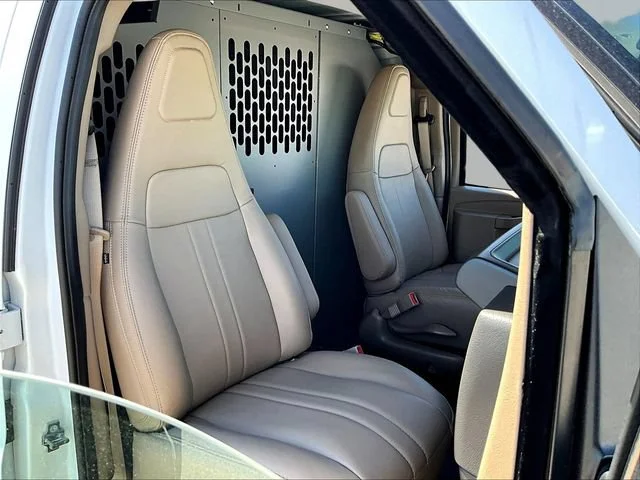 2026 Chevrolet Express Cargo Work Van - Photo 24