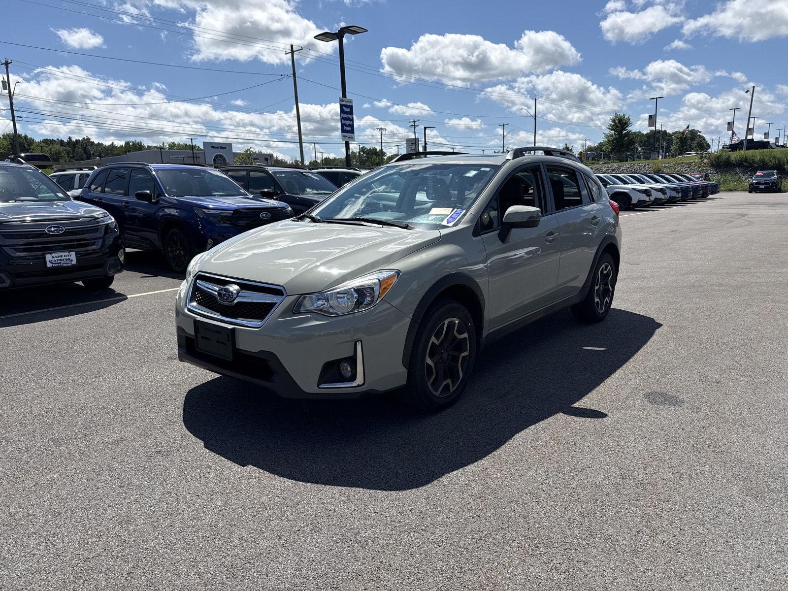 Used 2017 Desert Khaki Subaru Limited image 6