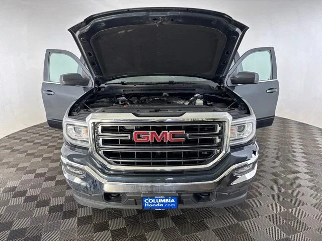 Used 2017 Gray GMC SLE image 14