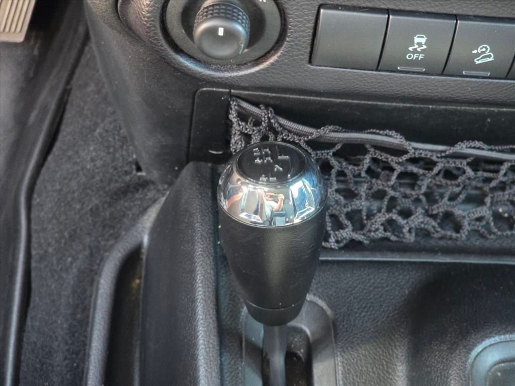 Used 2015 Silver Jeep Sport image 19