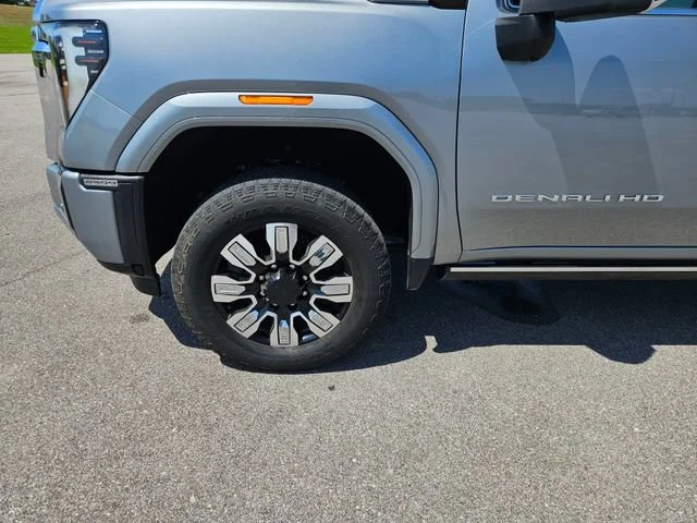 Used 2025 Sterling Metallic GMC Denali image 27