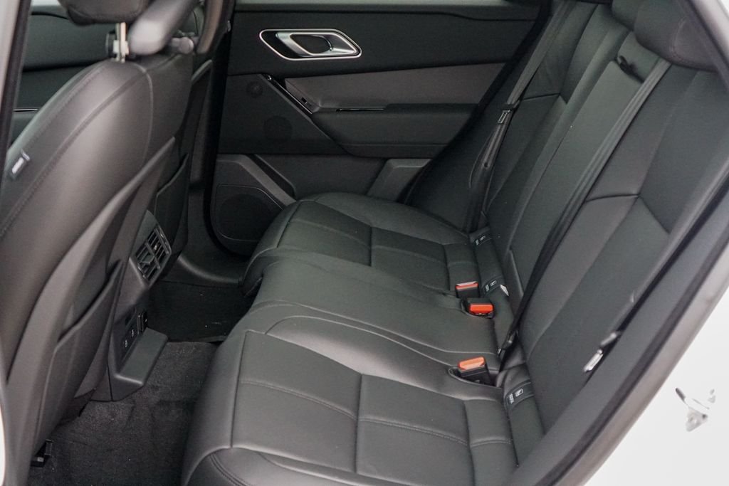 New 2026 Fuji White Land Rover S image 24