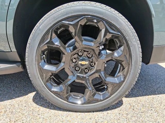 New 2026 Cypress Gray Chevrolet RST image 28