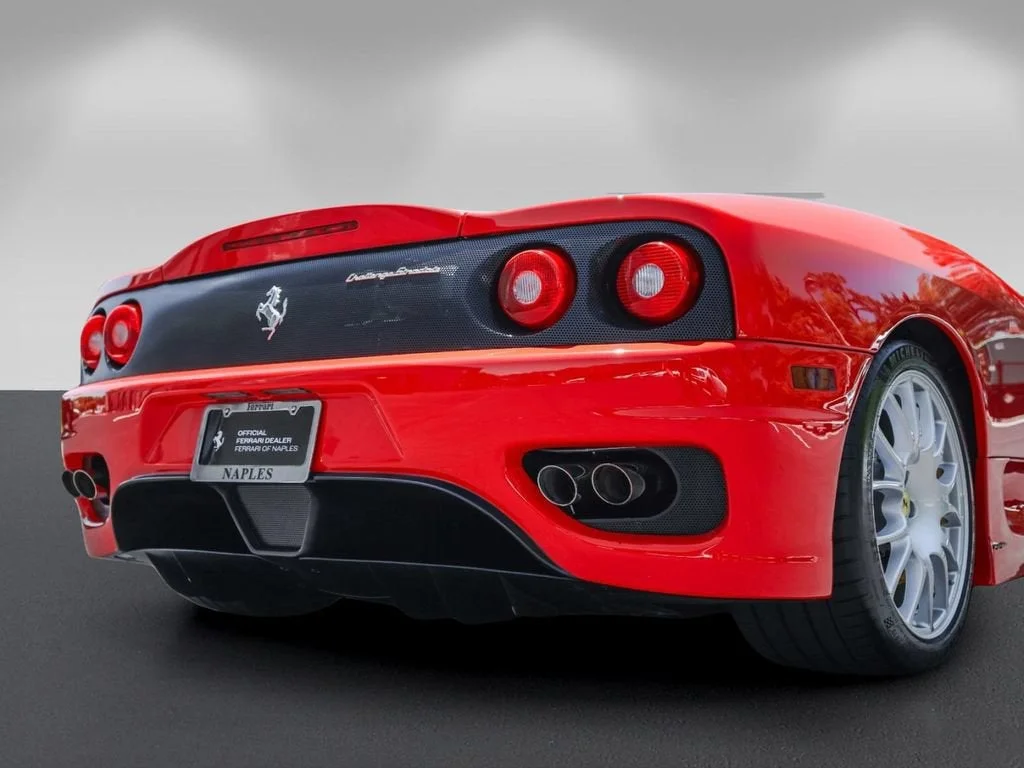 Used 2004 Rosso Scuderia Ferrari Base image 18