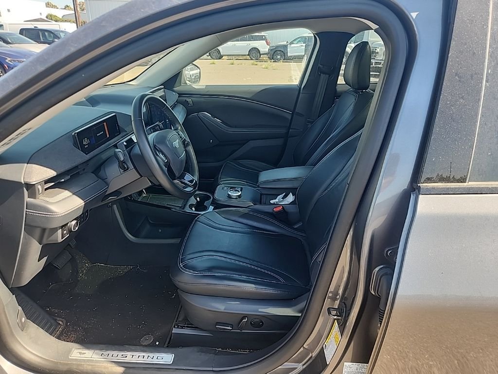 Used 2023 Gray Ford Premium image 19