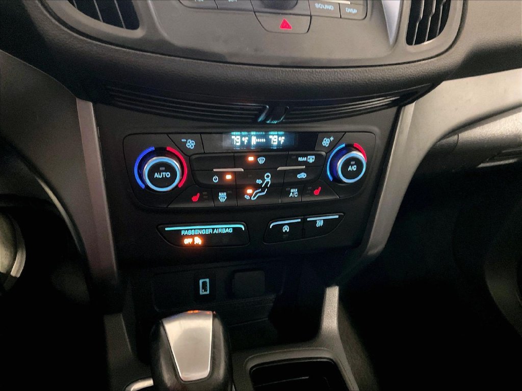 Used 2017 Gray Ford SE image 26