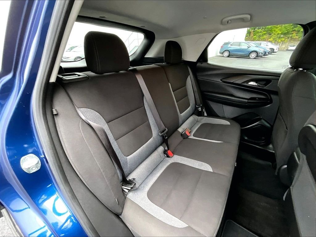 Used 2022 Blue Chevrolet LT image 16