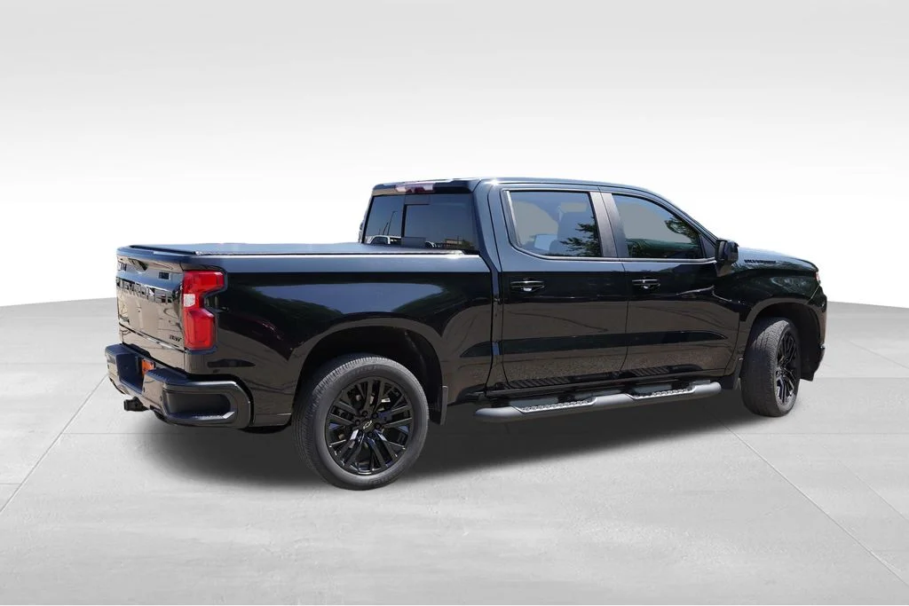 Certified Used 2020 Black Chevrolet RST image 4