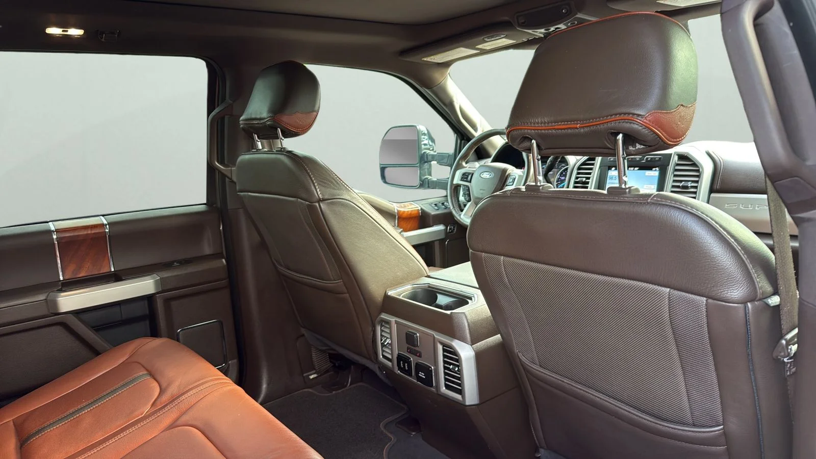 Used 2019 Gray Ford King Ranch image 28