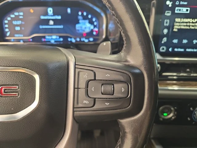 Used 2023 Summit White GMC Elevation image 32