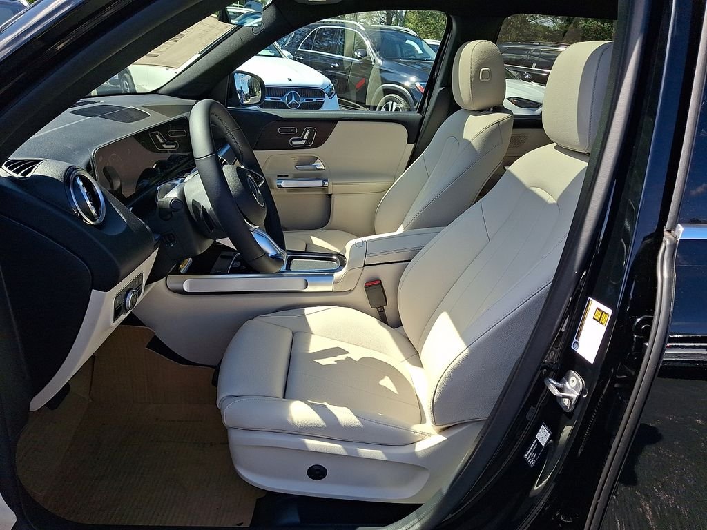 New 2026 Black Mercedes-Benz GLB 250 image 14