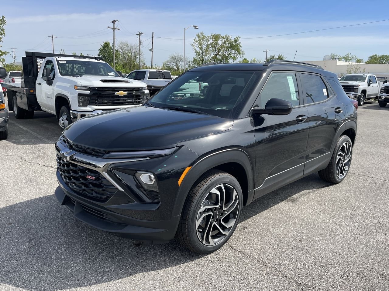 New 2026 Mosaic Black Metallic Chevrolet RS image 10