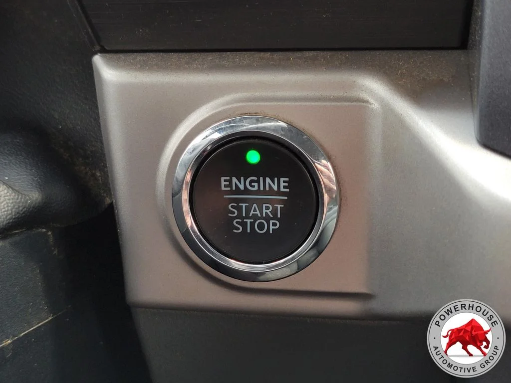 Used 2023 Silver Ford XLT image 36