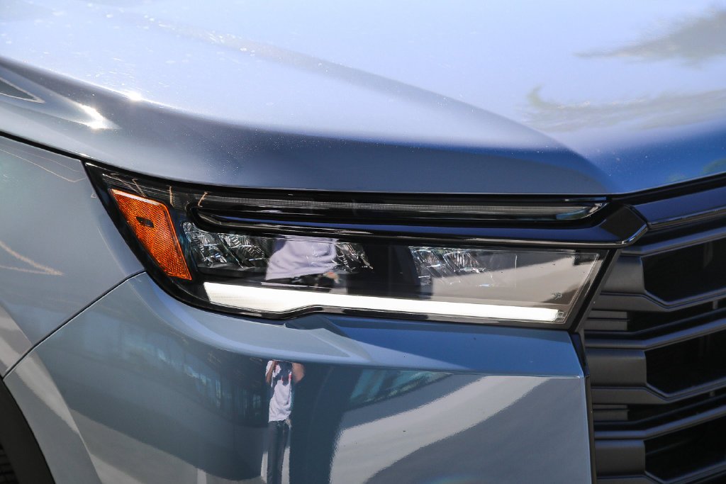 New 2026 Sonic Gray Pearl Honda Sport image 11