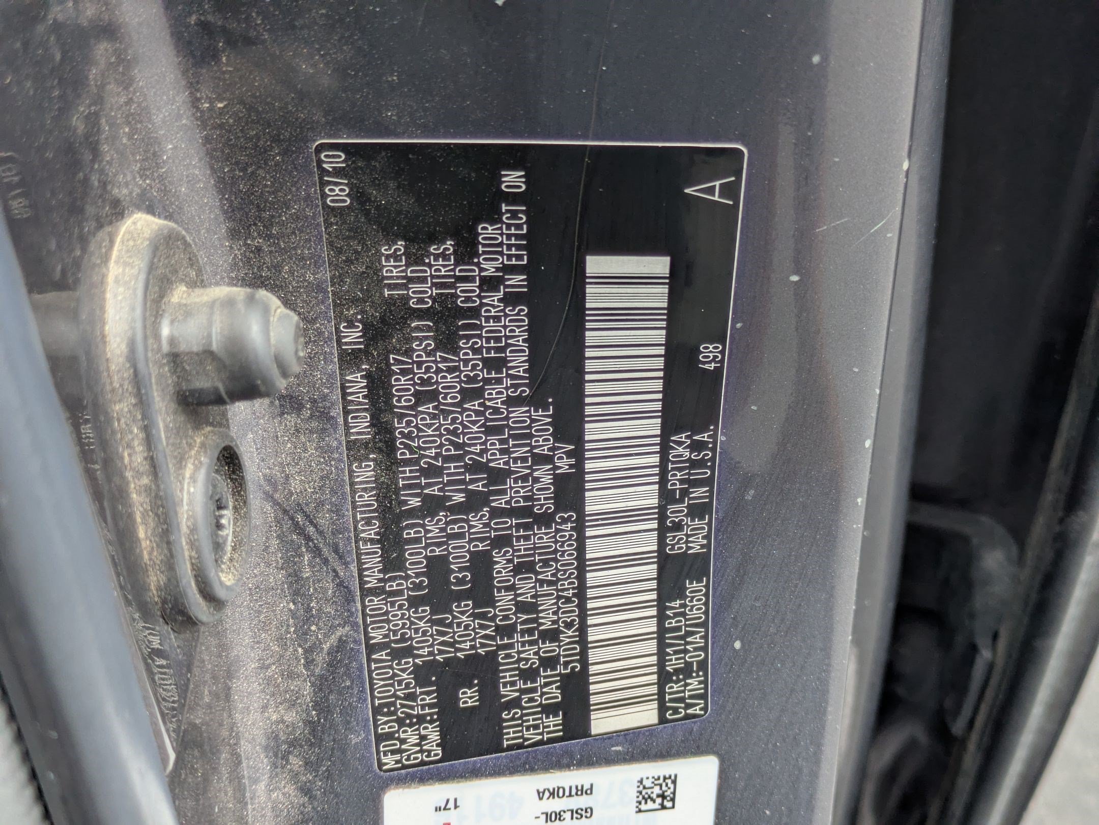 Used 2011 Predawn Gray Mica Toyota XLE AAS image 37