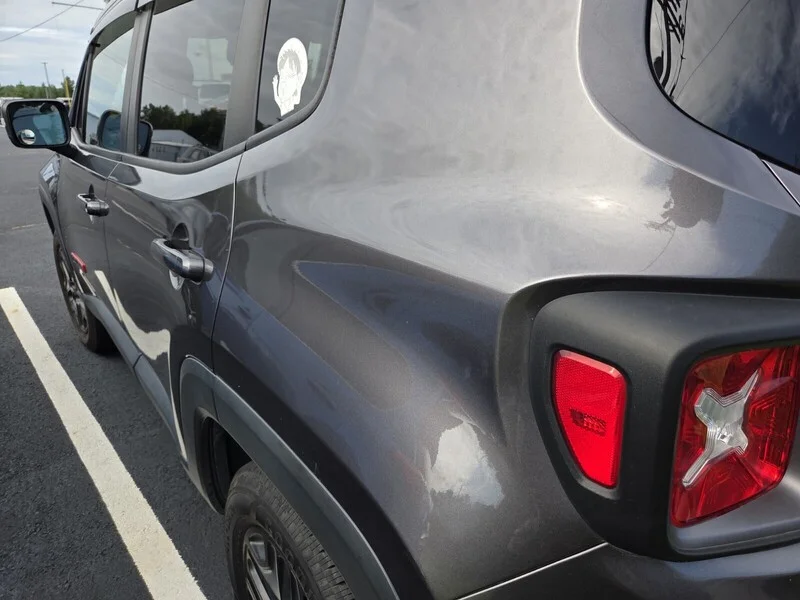 Used 2018 Crystal Metallic JEEP TRAILHAWK image 8