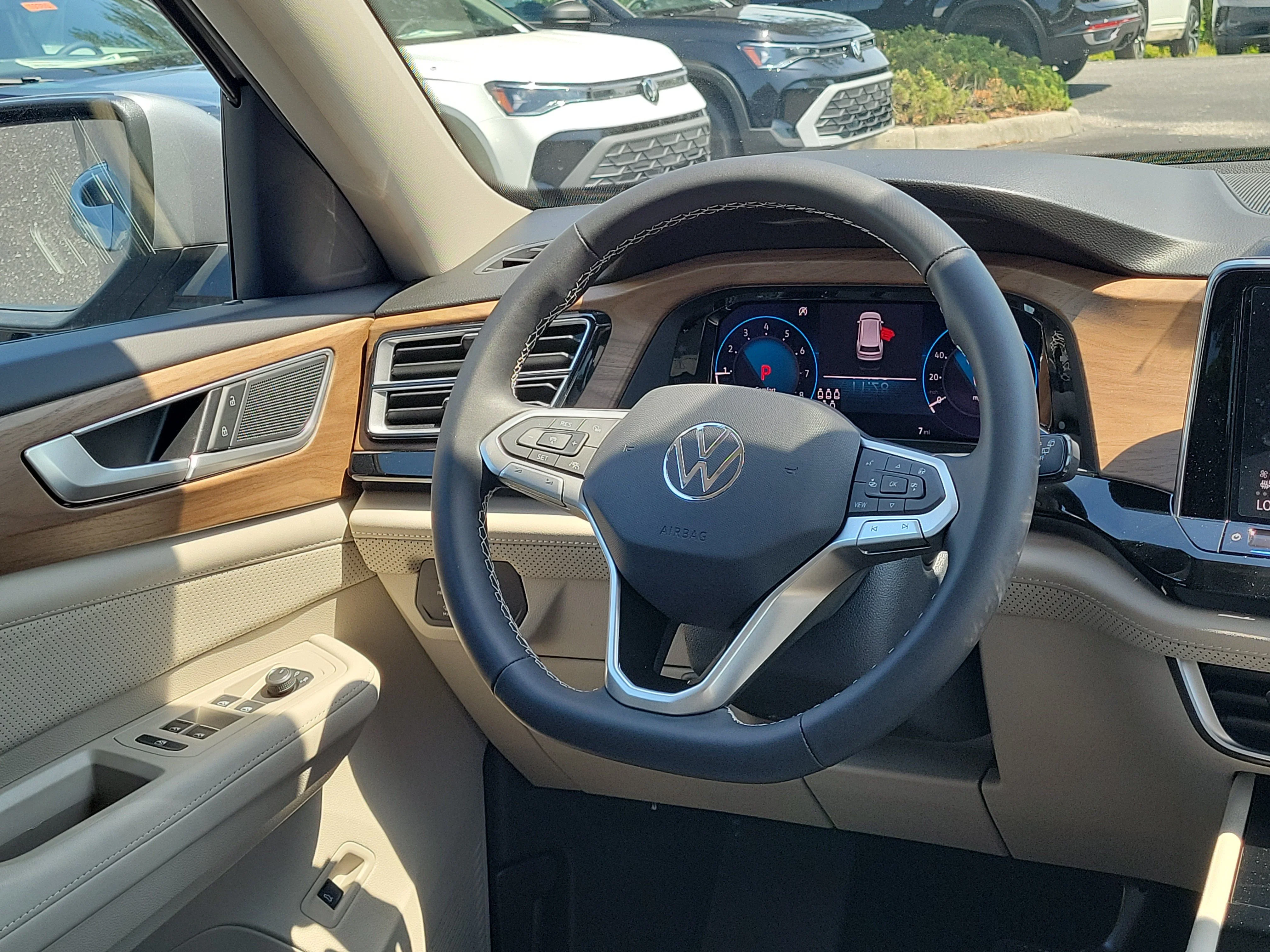 New 2026 Silver Volkswagen SE w/Technology image 3