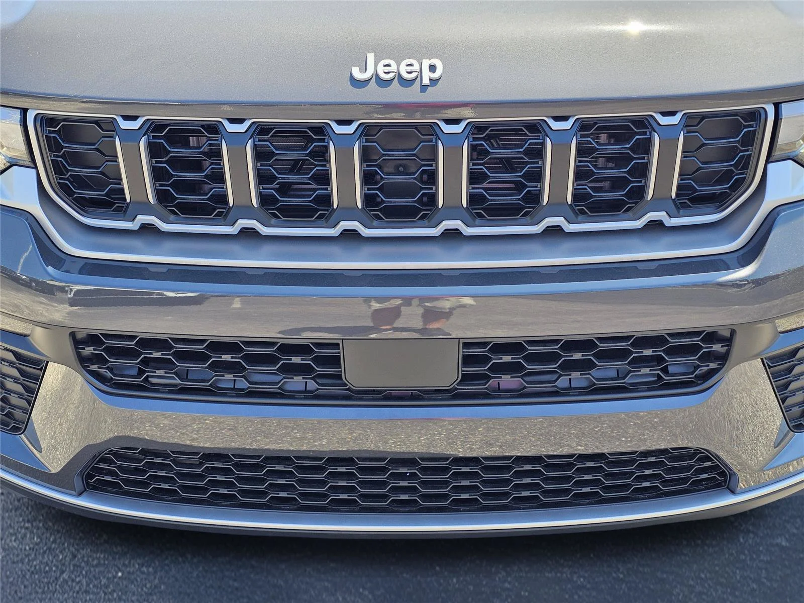 New 2026 Baltic Gray Metallic Clearcoat Jeep Limited image 3