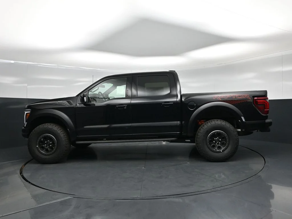 New 2026 Agate Black Metallic Ford Raptor image 29