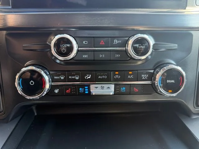 Certified Used 2025 Avalanche Ford Lariat image 22