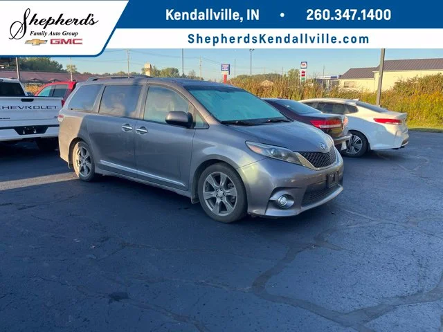 Used 2017 Gray Toyota SE image 1