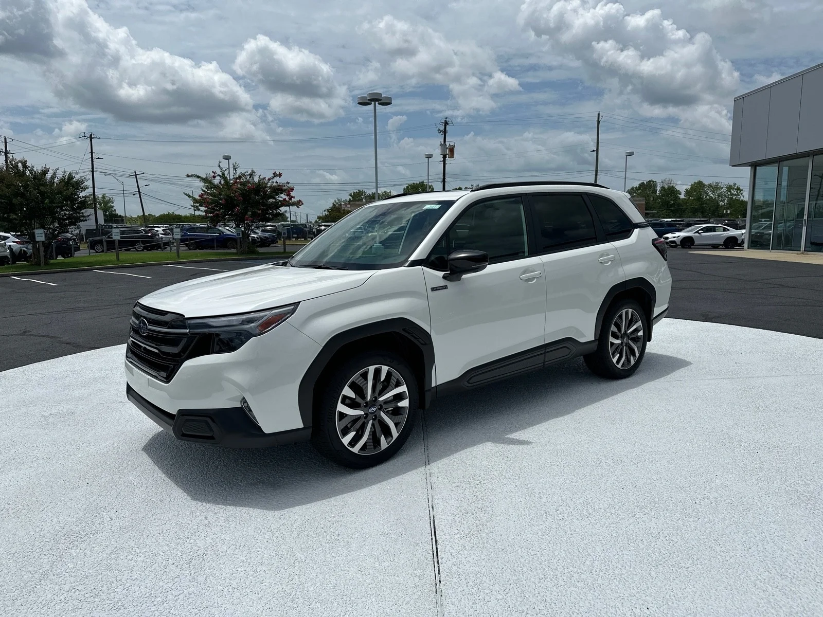 Used 2026 Crystal White Pearl Subaru Touring Hybrid image 3