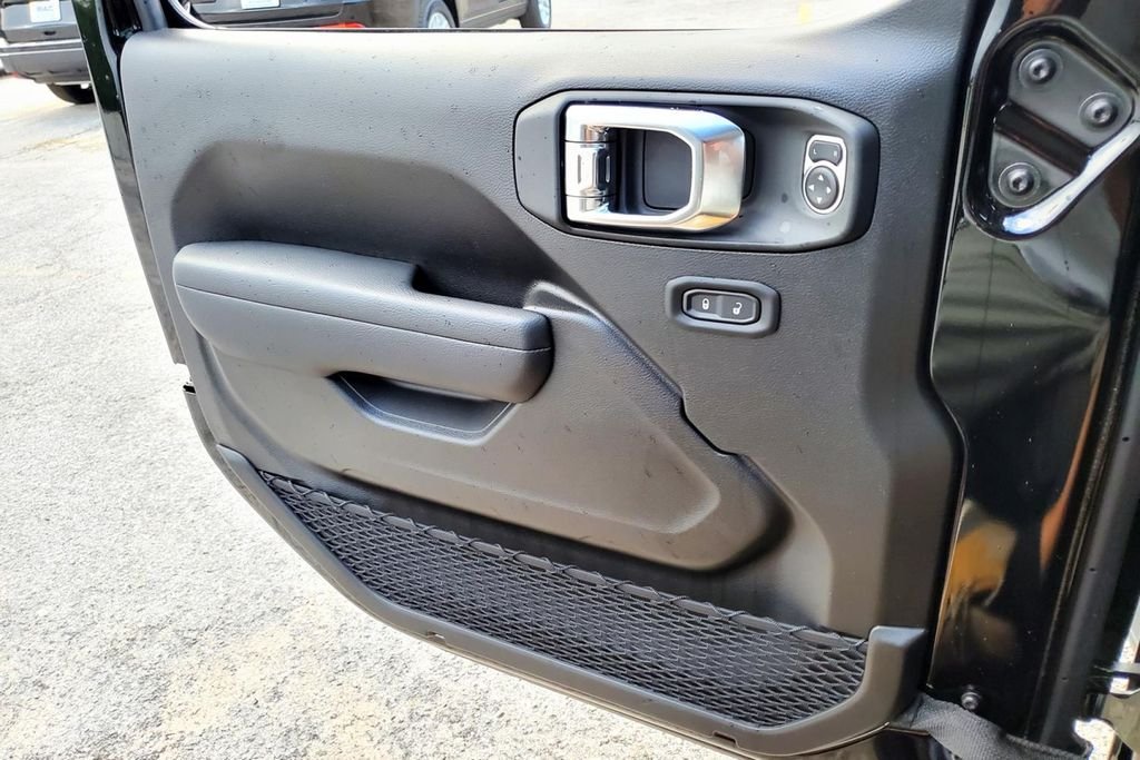 2025 Jeep Wrangler 4xe Willys 4XE - Photo 11