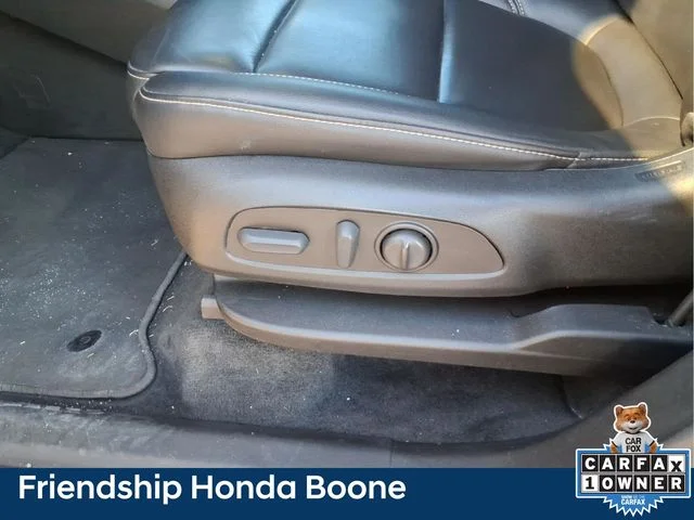 Used 2023 White Chevrolet LT Leather image 22