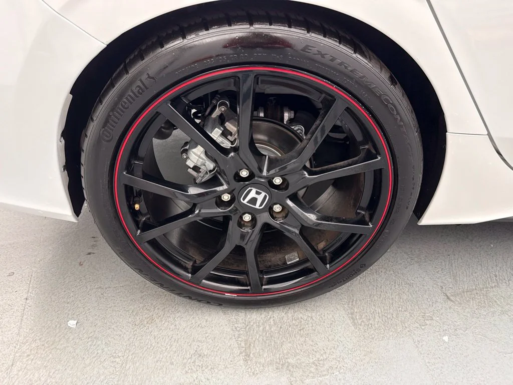 2024 Honda Civic SPORT Hatchback Slide 9