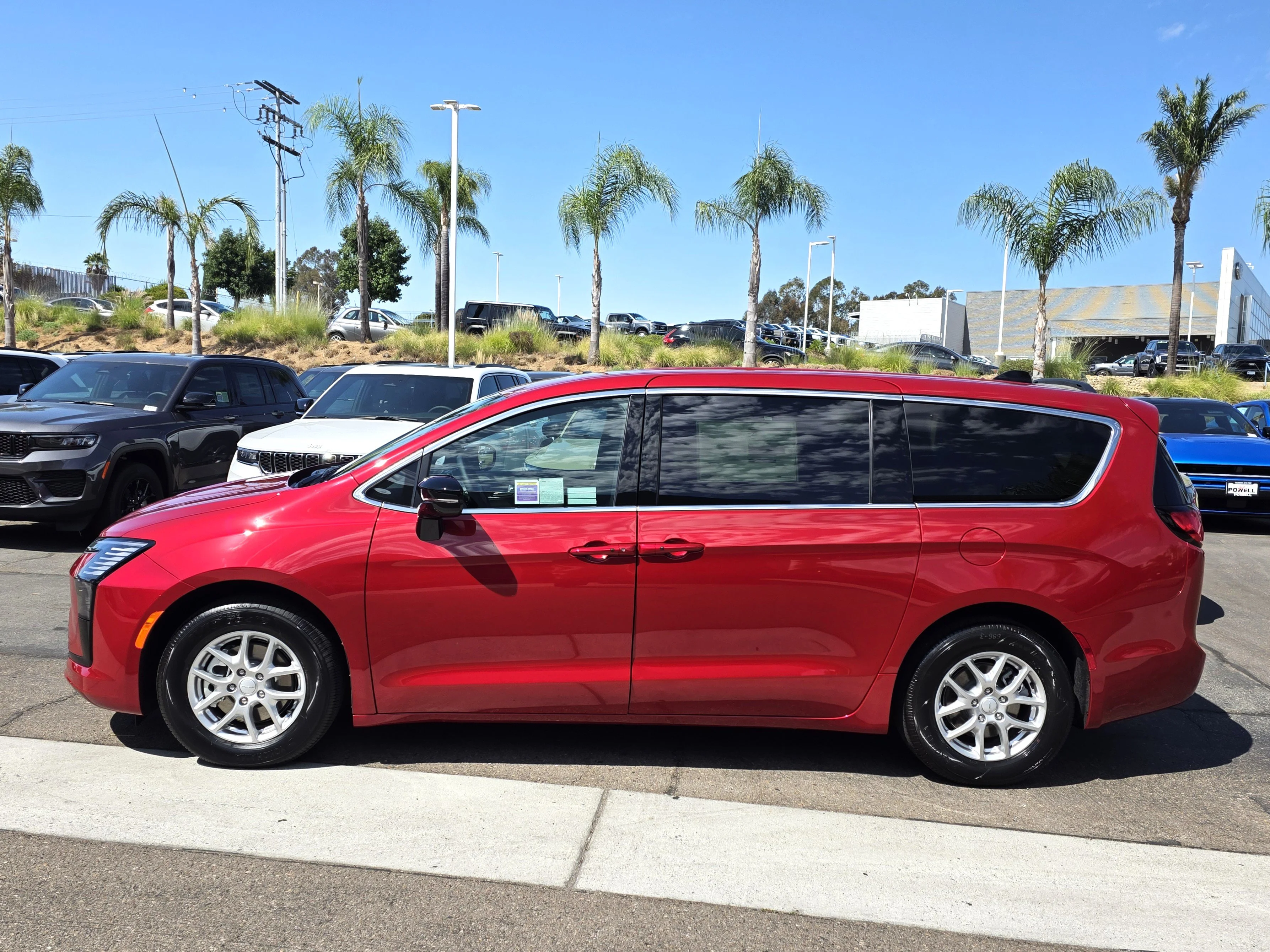 New 2027 Red Hot Pearlcoat Chrysler Select image 2