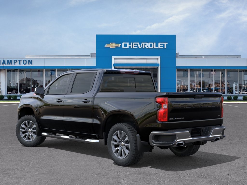2026 Chevrolet Silverado 1500 LT Crew Cab Pickup Slide 2