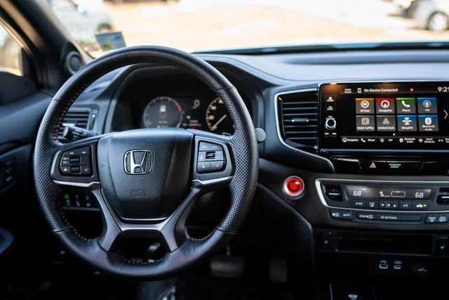 Used 2024 Diffused Sky Pearl Honda TrailSport image 6