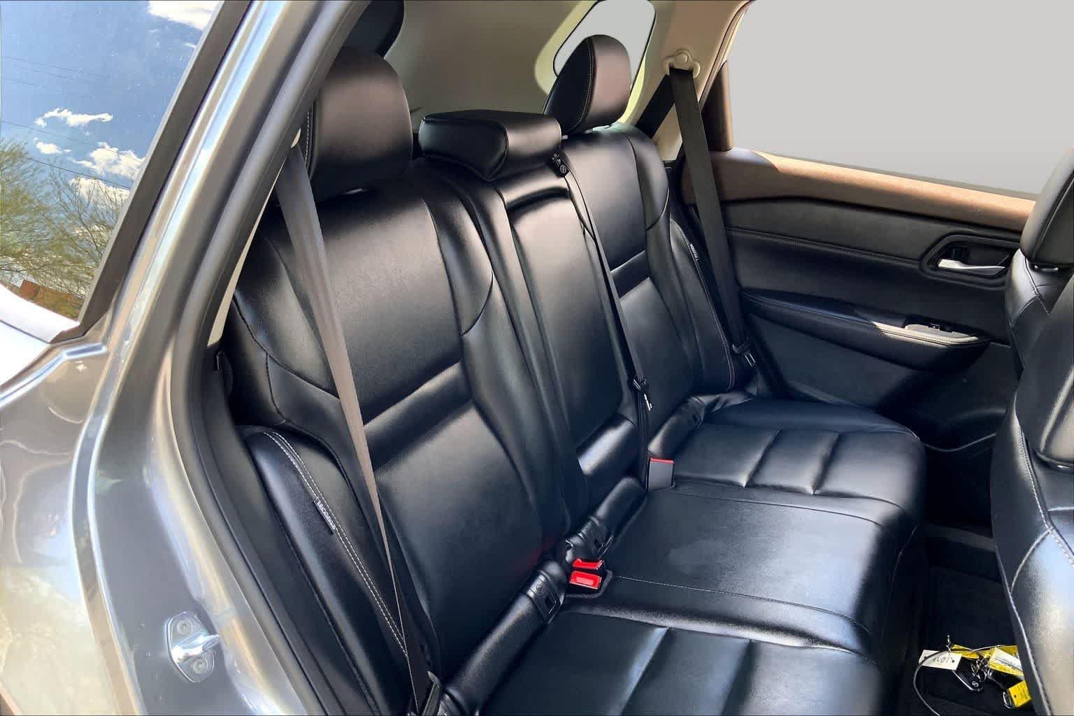 Used 2023 Gun Metallic Nissan SL image 17