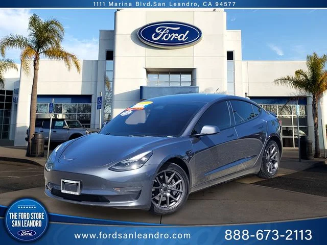 2022 Tesla Model 3 Long Range Dual Motor All-Wheel Drive's photo