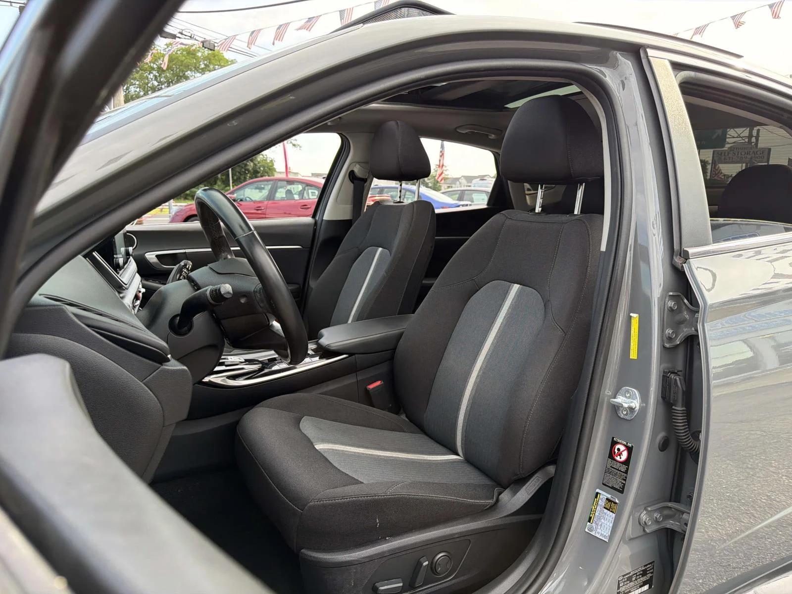 Used 2021 Gray Hyundai SEL image 20